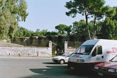 Foto af ruinerne af Sette Sale set fra Via delle Terme di Traiano