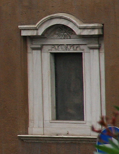 Edicola med Madonna di San Luca i Via di San Marco. cop. Leif Larsson