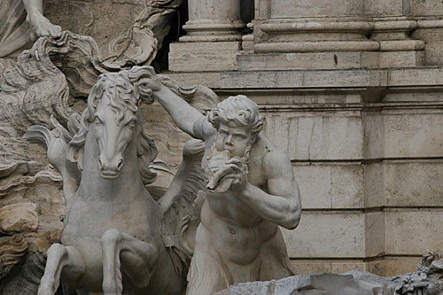 Konkylieblæsende triton og havhest på Fontana di Trevi 