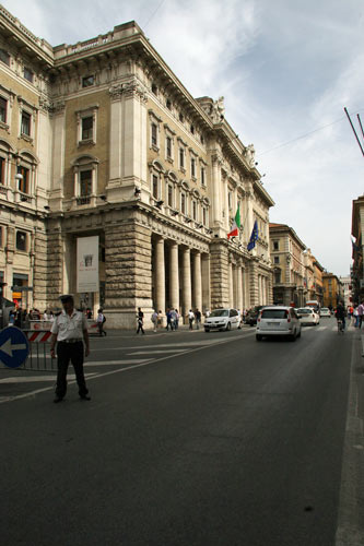 Galleria Colonna / Alberto Sordi