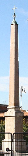 Obelisk på Piazza dell'Esquilino bag Kirken Santa Maria Maggiore