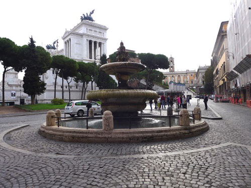 Piazza d'Aracoeli. Foto copyright Bo Lundin