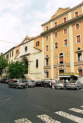 Collegio Russicum ved siden af Kirken Sant'Antonio Abate