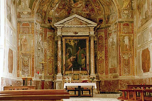 Kirken Santa Prisca: presbyterium