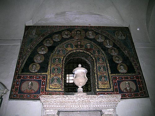 Indgangen til Cappella di San Zenone. cop.Bo Lundin