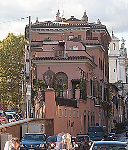 Palazzo Pateras mellem Lungotevere dei Tebaldi og Via Giulia - cop.Leif Larsson