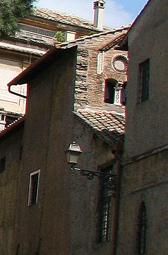 Torre de' Specchi i Via Montanara. - Foto: cop. Leif Larsson