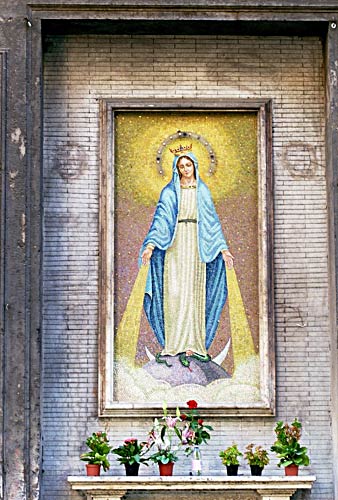 "Edicola" med Madonna dei Monti