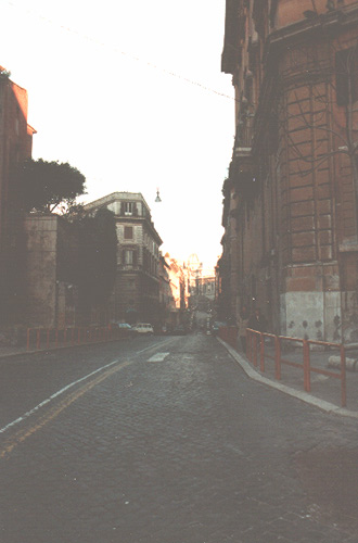 Via di Santa Maria Maggiore set mod Esquilin fra Viminalhøjens top
