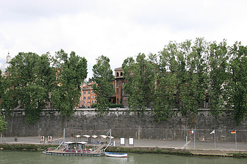 Lungotevere Tor di Nona. - Foto cop. Leif Larsson