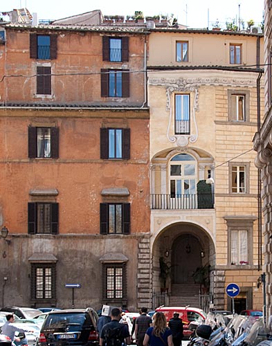 Palazzo Cenci på Piazza dei Cenci. cop. Leif Larsson