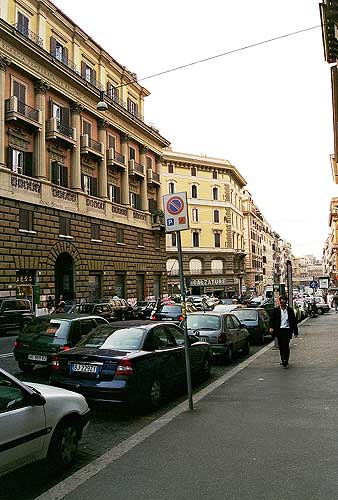 Palazzo Giorgioli på Via Cavour's østside