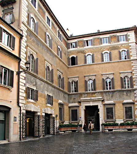 Piazza de' Ricci - cop.Leif Larsson