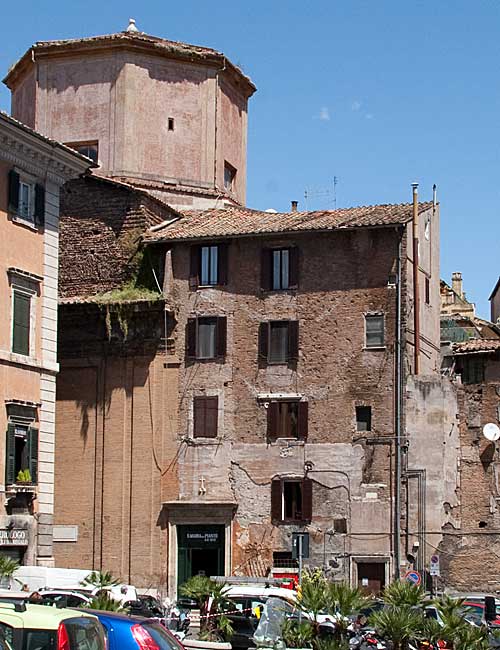 Santa Maria del Pianto på Piazza delle Cinque Scole. cop. Leif Larsson