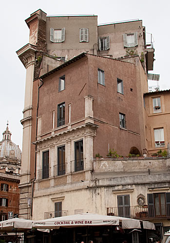 Torre Arpacasa ved Campo de' Fiori. cop. Leif Larsson