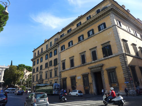 Piazza d'Aracoeli. Foto copyright Bo Lundin