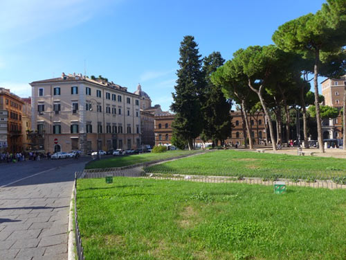 Piazza d'Aracoeli. Foto copyright Bo Lundin